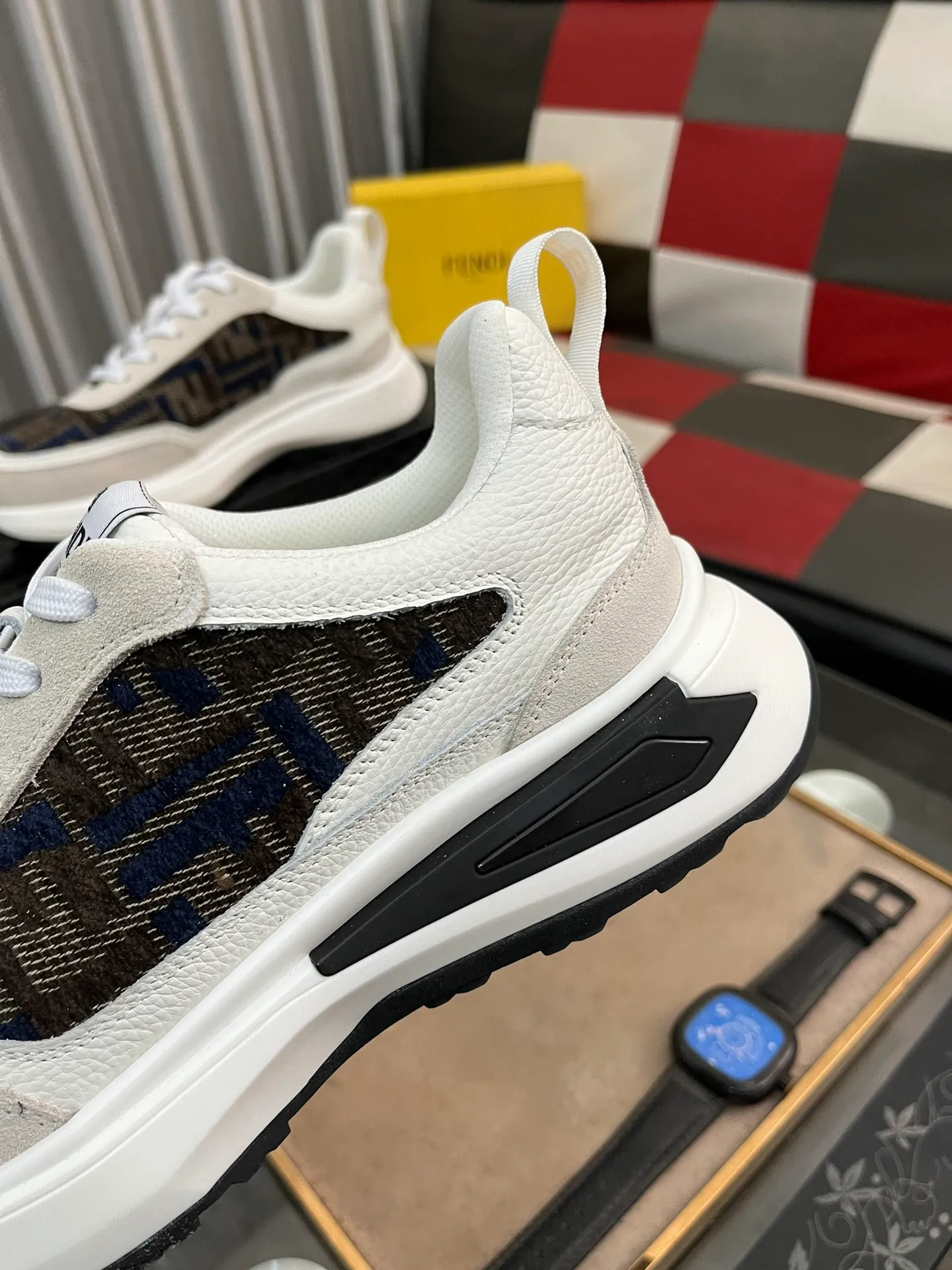 Men's Men's Shoes💰458⌚️⌚️[Fendi] Fendi's latest casual shoes for men! Available at counters simultaneously! Replica. The interior is made of top-grade sheepskin, and the original factory-supplied rubber outsole is used. Leading new fashion concepts. Matching code: 38-443️⃣Colors available